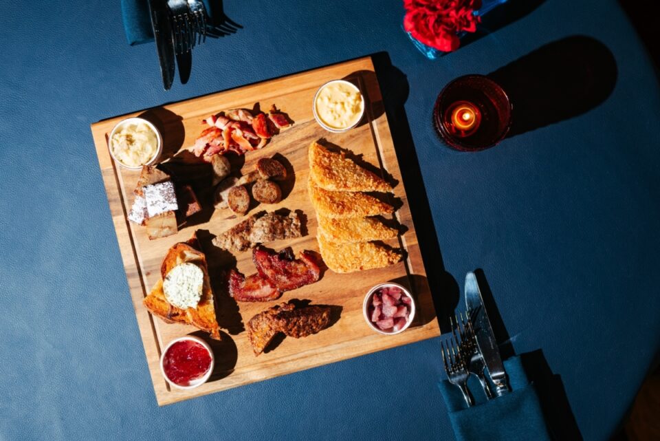 The 10 Best Bars in the Nashville Area With Live Music